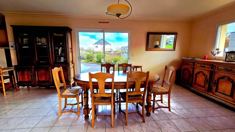 Maison - 101 m² - 5 pièces