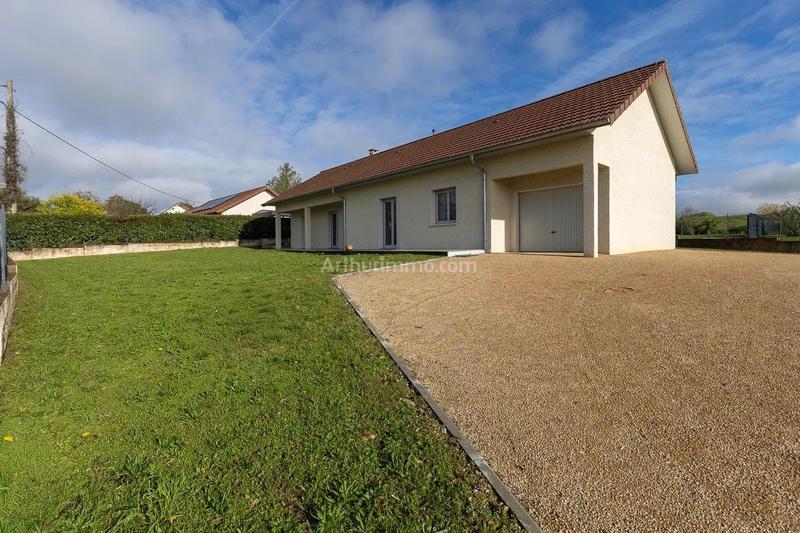 Maison - 108 m² - 4 pièces