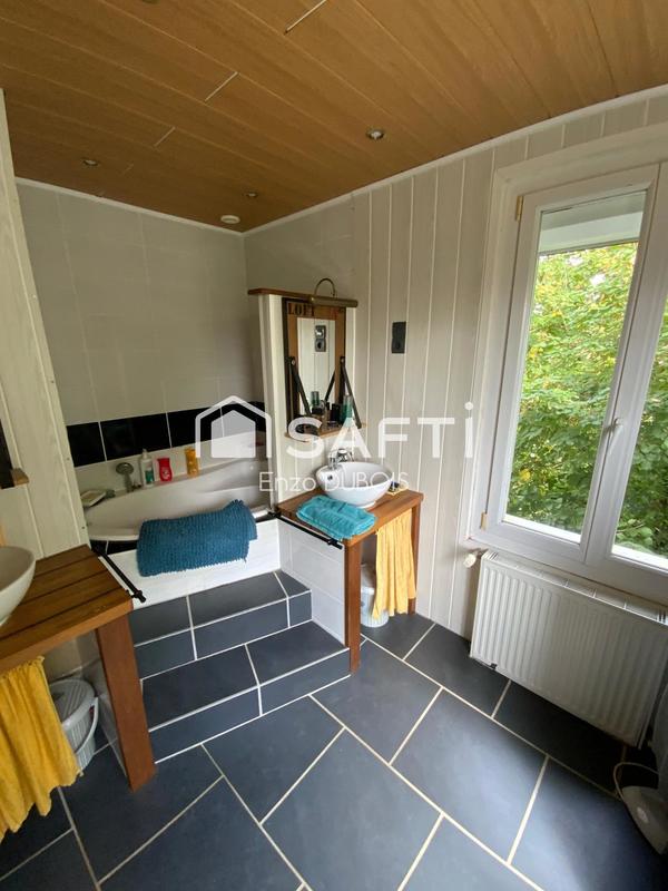 Maison - 155 m² - 4 pièces