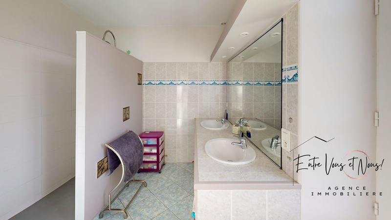 Maison - 170 m² - 6 pièces