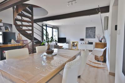 Maison en pierre - 98 m² - 4 pièces