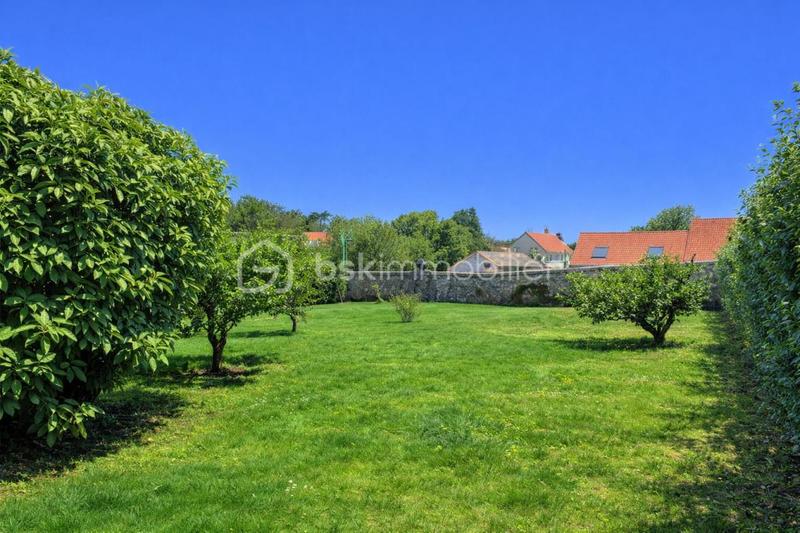 Maison en pierre - 208 m² - 4 pièces