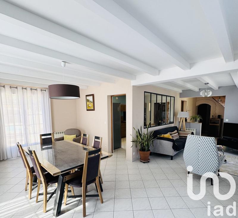 Maison - 143 m² - 6 pièces