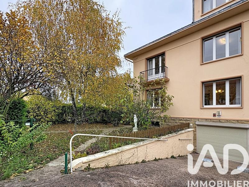 Maison - 170 m² - 8 pièces