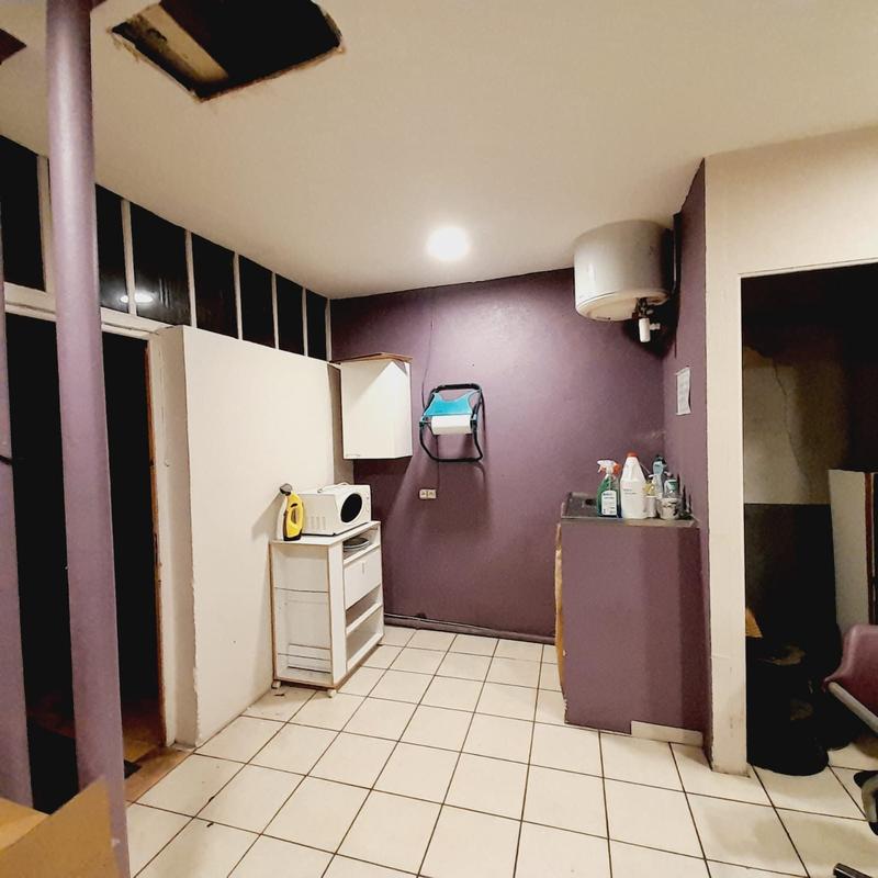 Local commercial - 369 m²