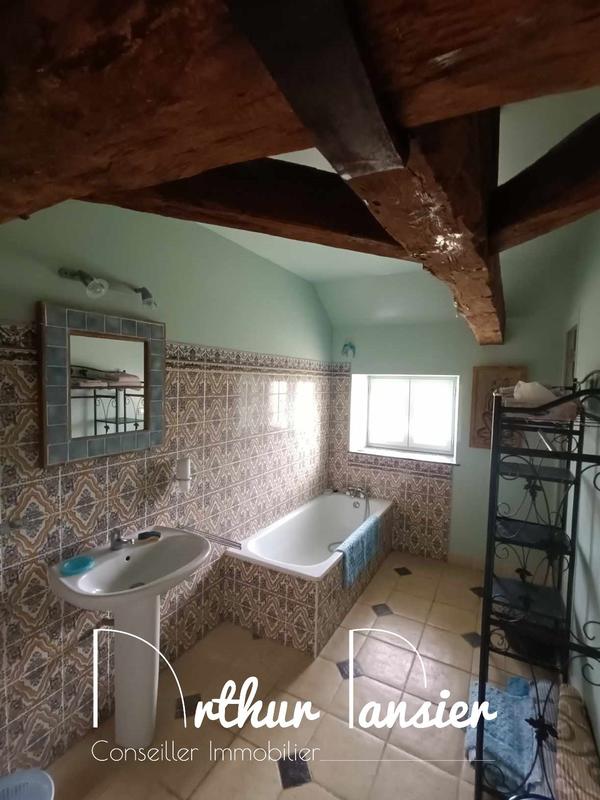 Maison ancienne - 172 m² - 5 pièces