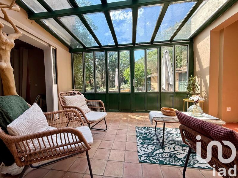 Maison - 220 m² - 9 pièces