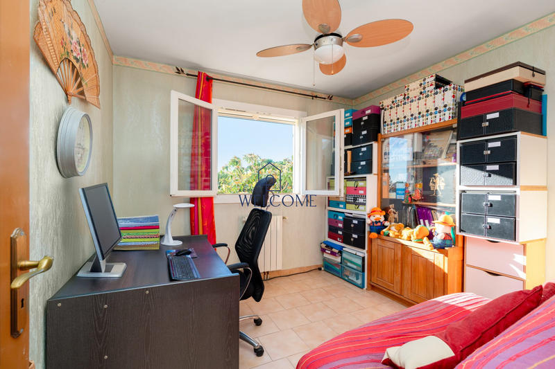 Maison - 104 m² - 4 pièces