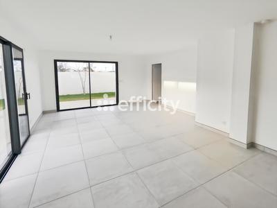 Maison - 129 m² - 7 pièces