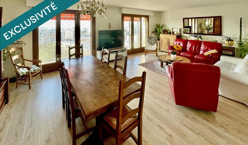 Appartement - 153 m² - 6 pièces