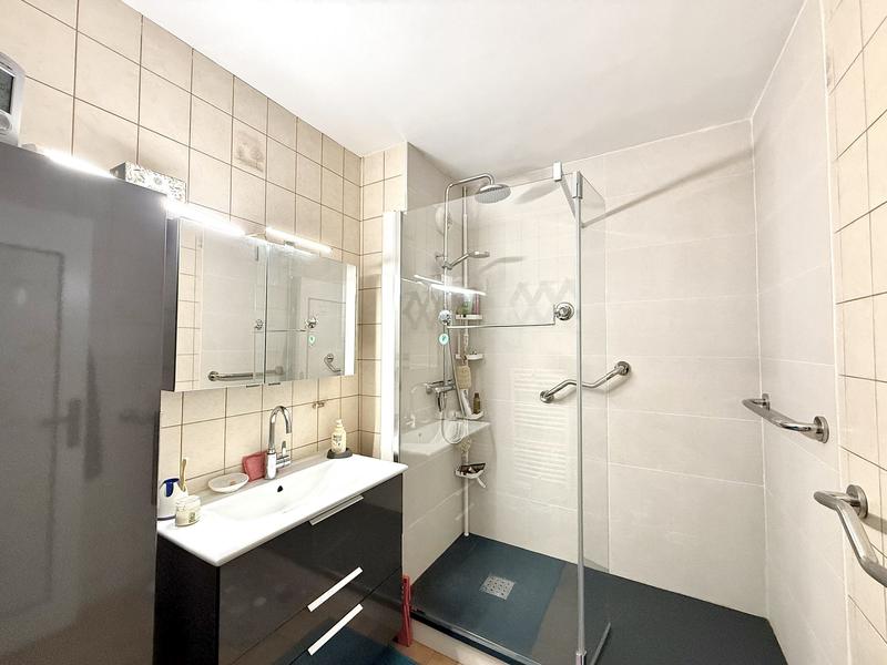 Maison - 99 m² - 5 pièces