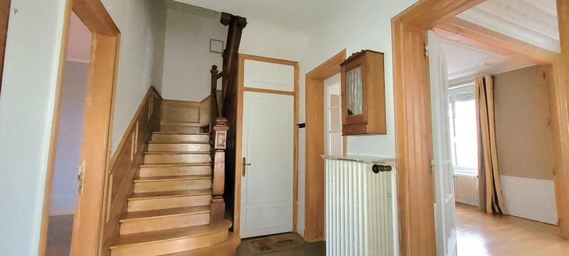 Maison - 160 m² - 8 pièces