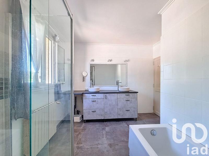 Maison - 190 m² - 7 pièces