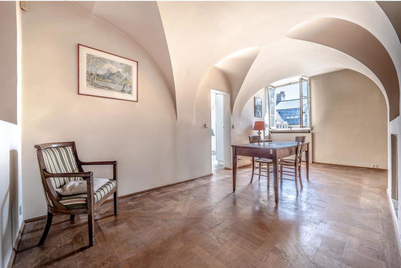 Appartement - 165 m² - 5 pièces