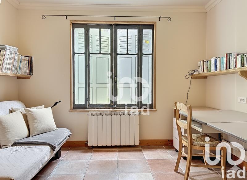 Maison - 241 m² - 10 pièces