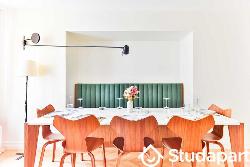 Appartement - 121 m² - 5 pièces