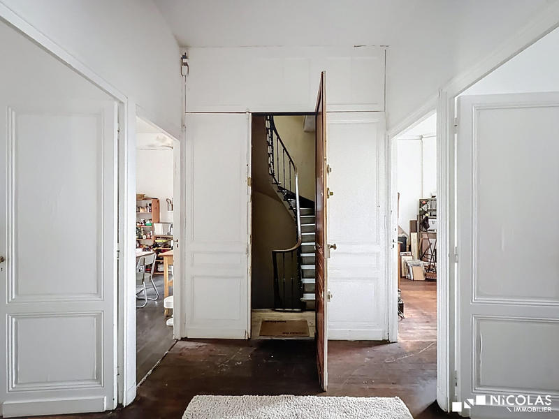 Appartement - 100 m² - 4 pièces