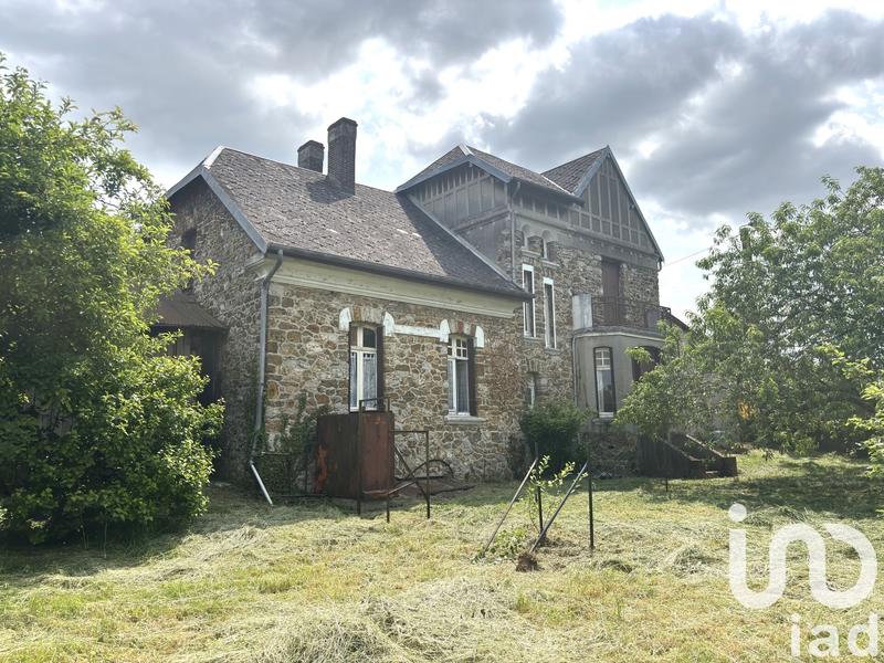 Maison - 201 m² - 7 pièces