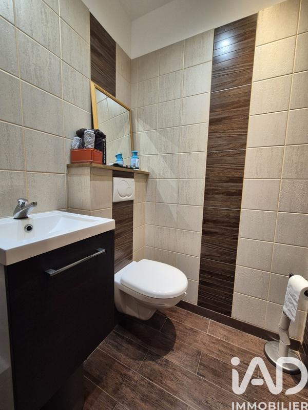 Maison - 200 m² - 7 pièces