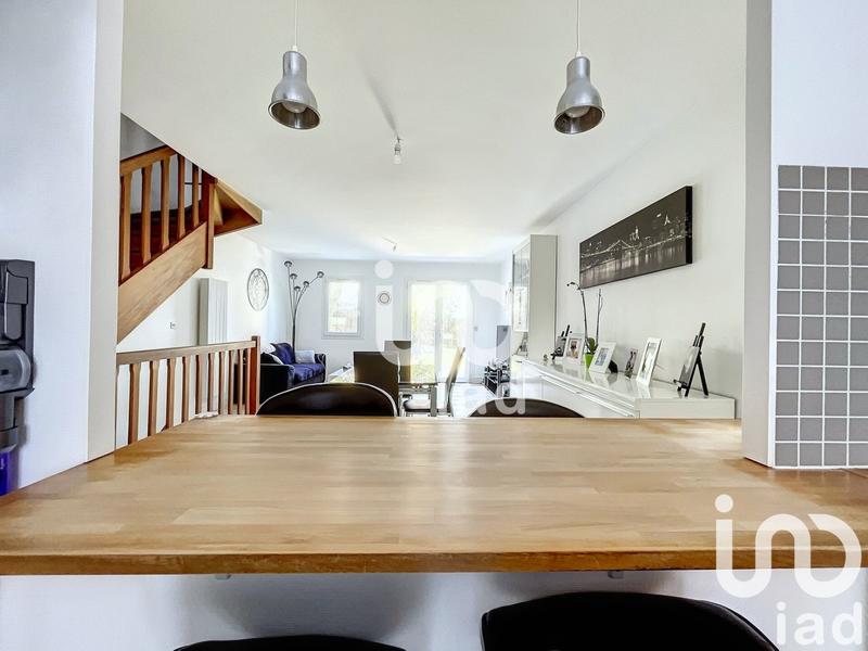 Maison - 92 m² - 4 pièces