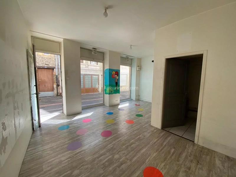 Bureau - 24 m² - 1 pièce