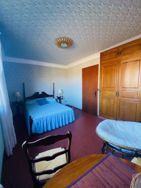 Maison traditionnelle - 200 m² - 5 pièces