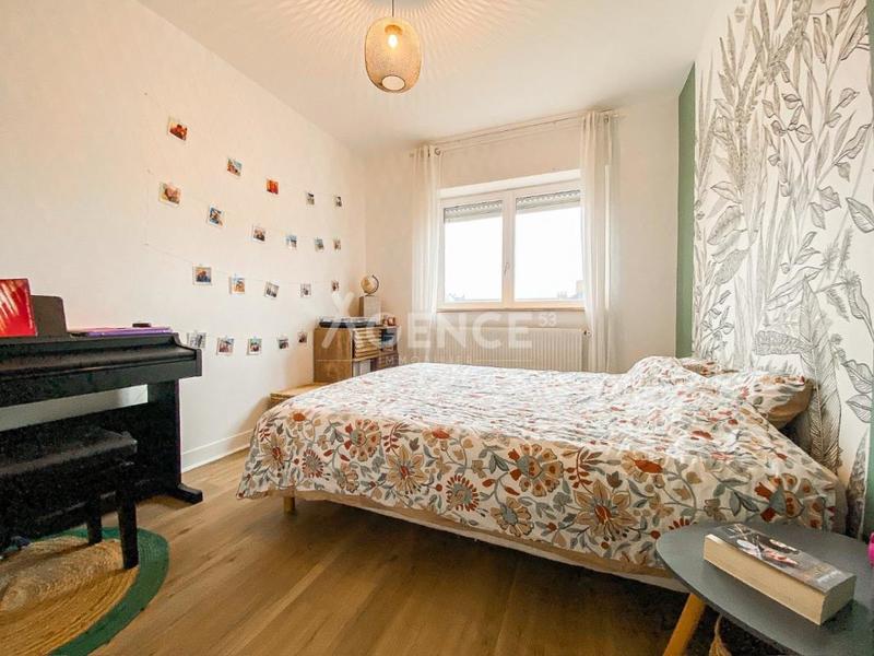 Appartement - 72 m² - 5 pièces