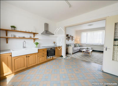 Maison - 97 m² - 6 pièces