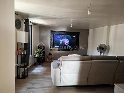 Maison de village - 85 m² - 3 pièces