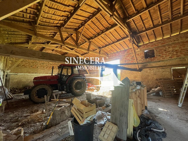 Maison - 340 m² - 5 pièces