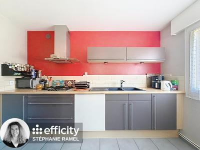 Appartement - 82 m² - 4 pièces