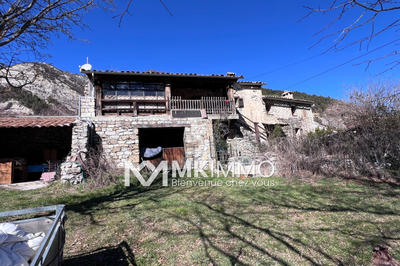 Maison ancienne - 175 m² - 4 pièces