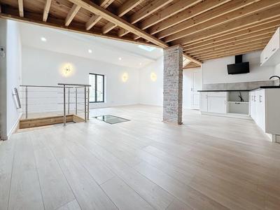 Maison - 102 m² - 5 pièces