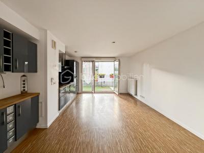 Appartement - 79 m² - 4 pièces