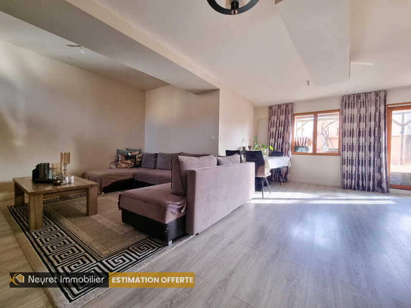 Maison - 88 m² - 4 pièces