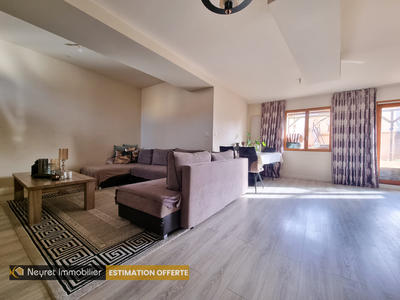 Maison - 88 m² - 4 pièces