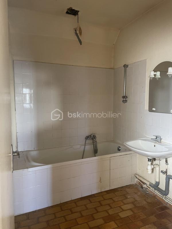 Immeuble - 203 m² - 10 pièces