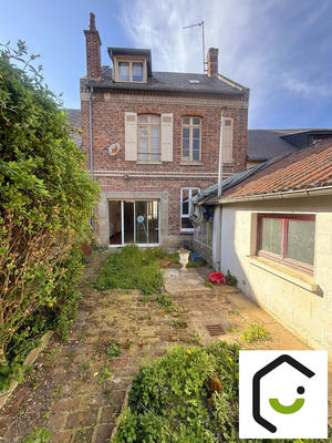 Maison - 86 m² - 5 pièces