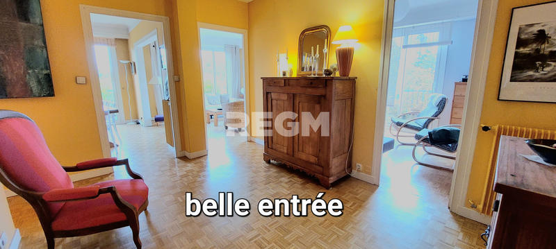 Appartement - 104 m² - 4 pièces