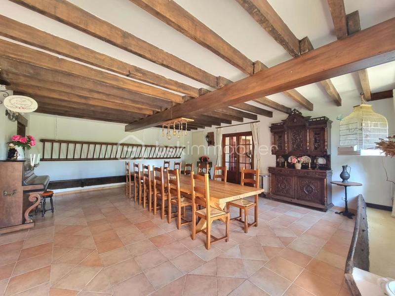 Propriété - 510 m² - 14 pièces