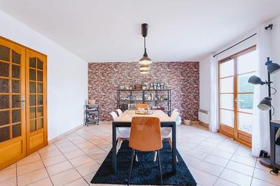 Maison - 122 m² - 4 pièces