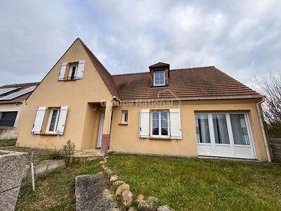 Maison - 136 m² - 5 pièces