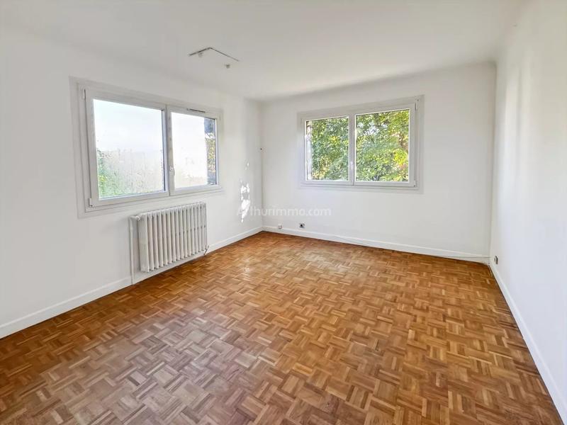 Maison - 260 m² - 10 pièces