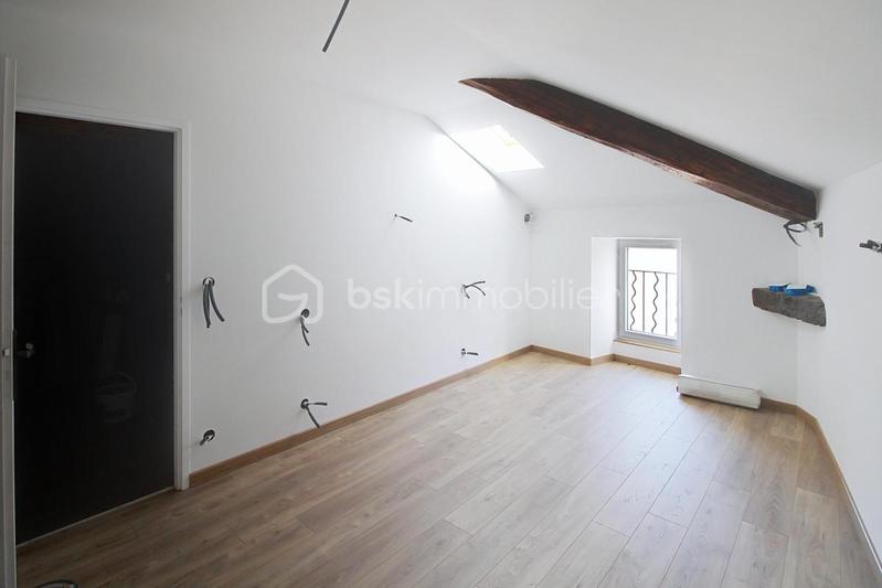 Maison de village - 130 m² - 7 pièces