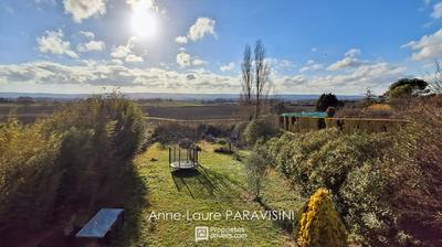 Maison - 197 m² - 6 pièces