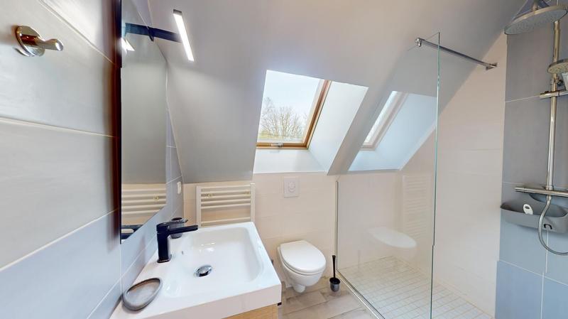 Maison - 350 m² - 17 pièces