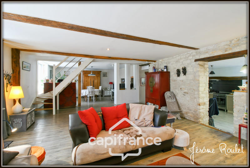 Maison en pierre - 170 m² - 6 pièces