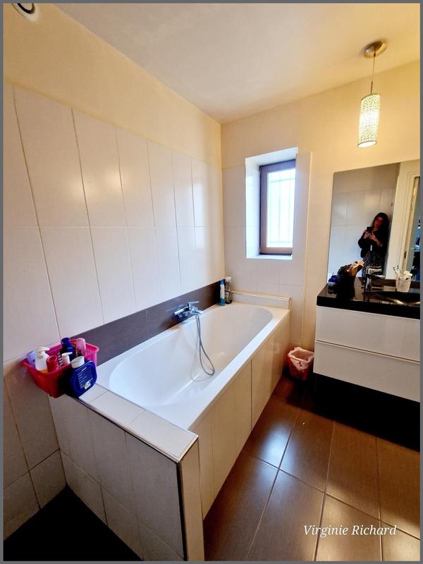 Maison - 200 m² - 7 pièces