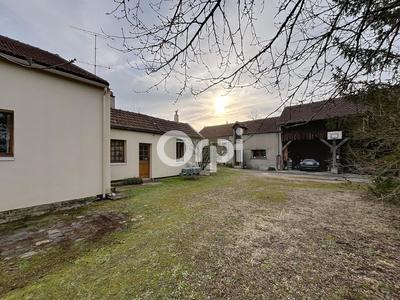 Maison - 243 m² - 6 pièces