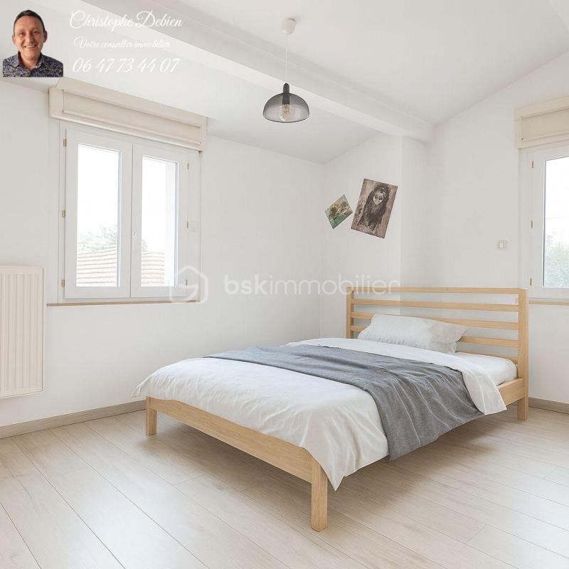 Maison traditionnelle - 141 m² - 7 pièces